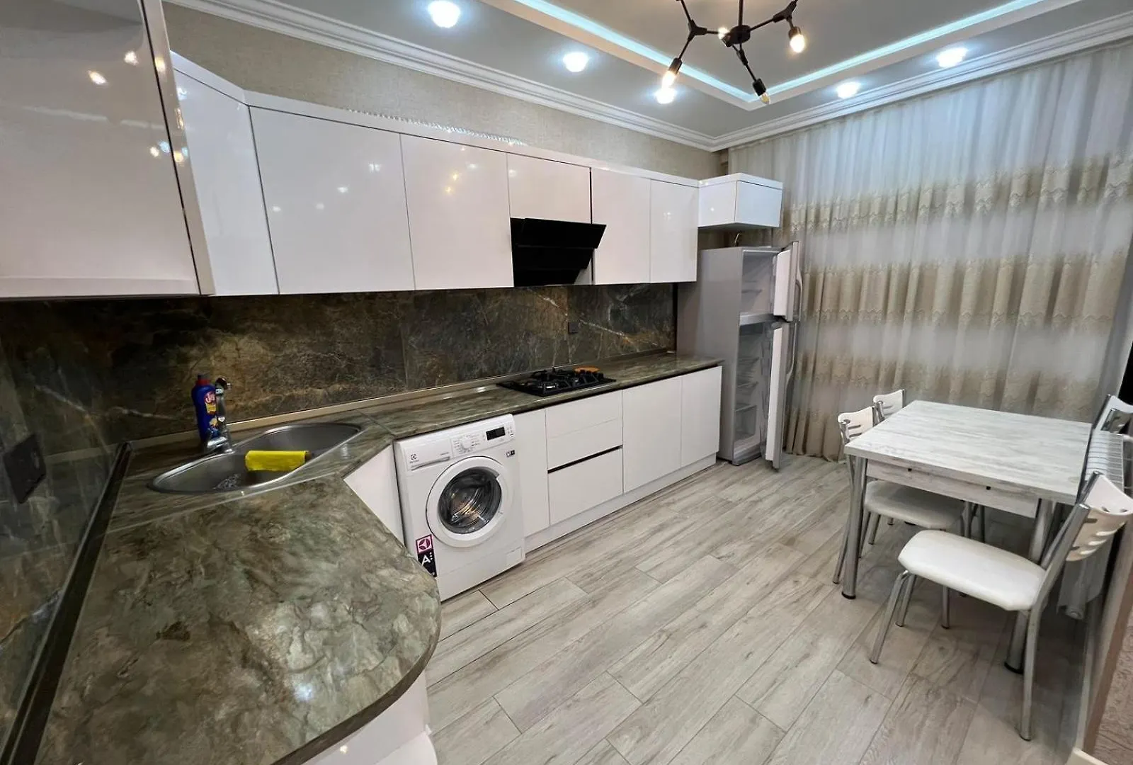 Baku Panorama Park 2 Bedroom Apartment